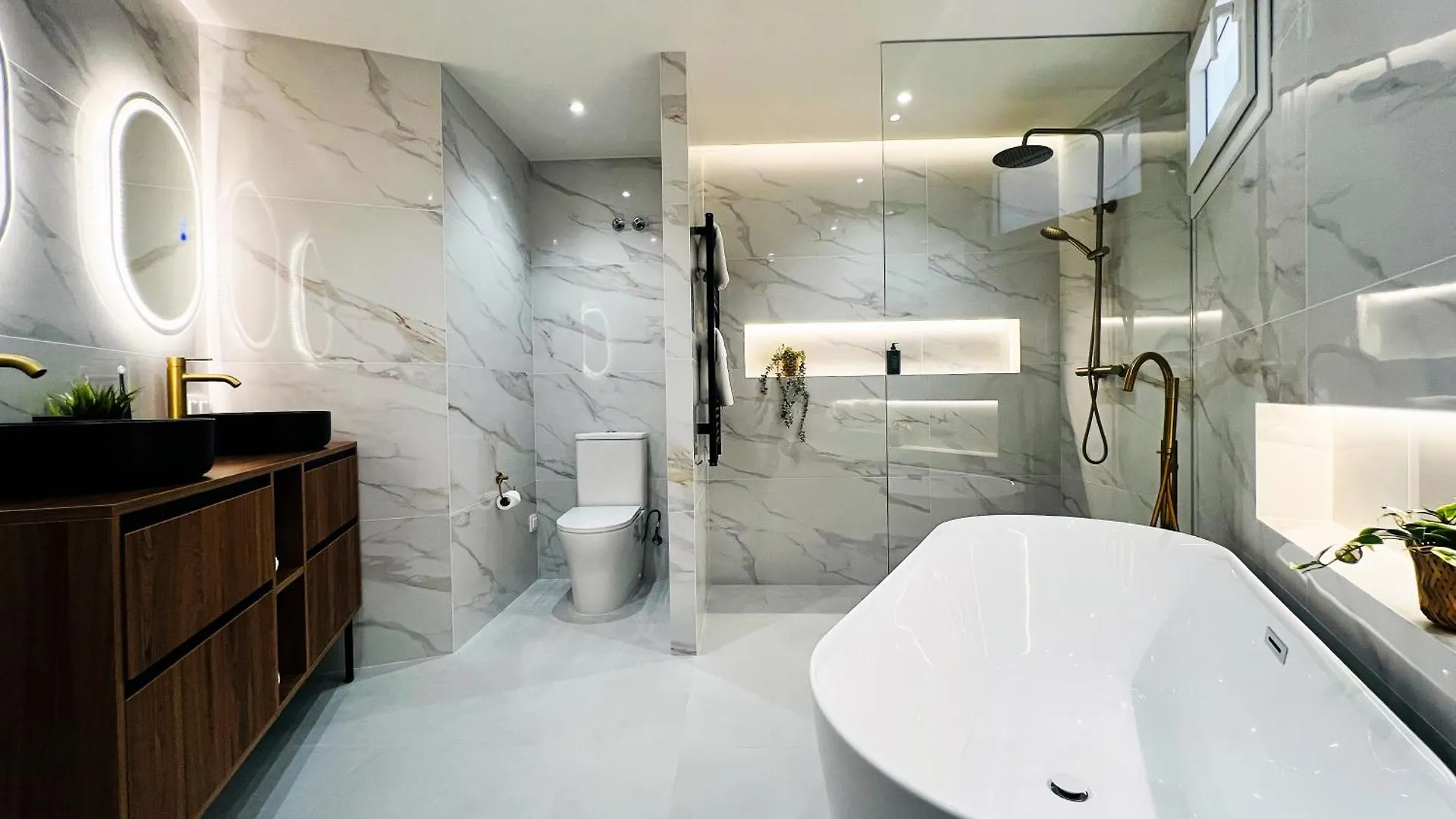 Open This Summer! Stylish 3 Ensuite Villa With Stunning View & Private Pool MIJAS COSTA